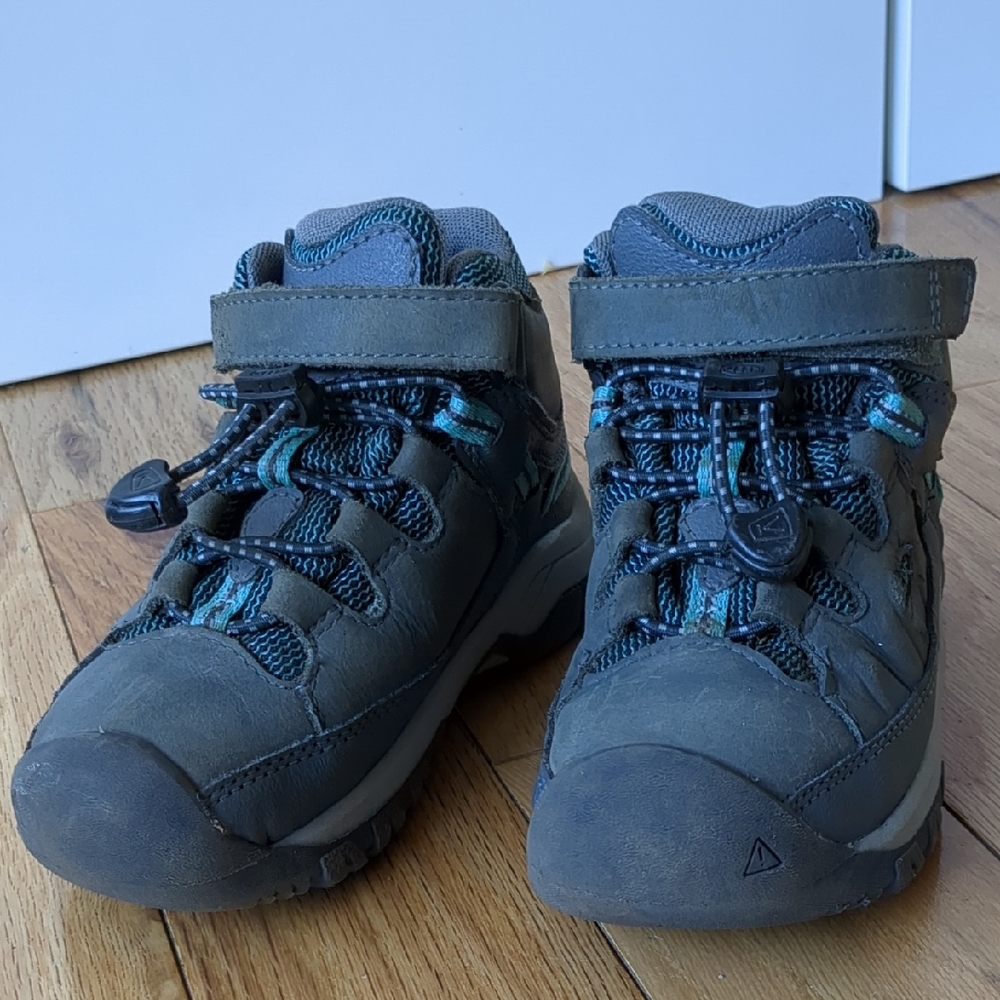 Keen Hiking Shoes